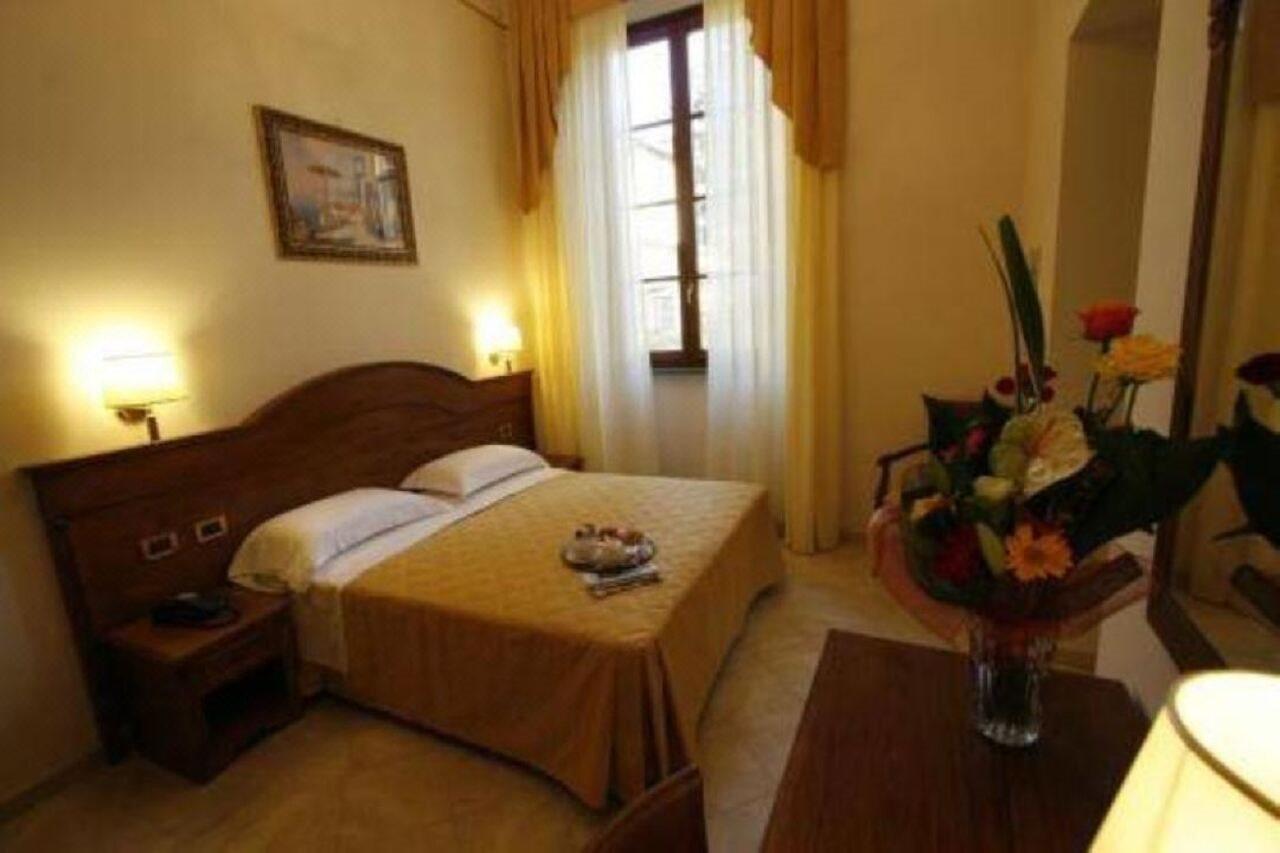 Hotel Il Duca Florença Quarto foto